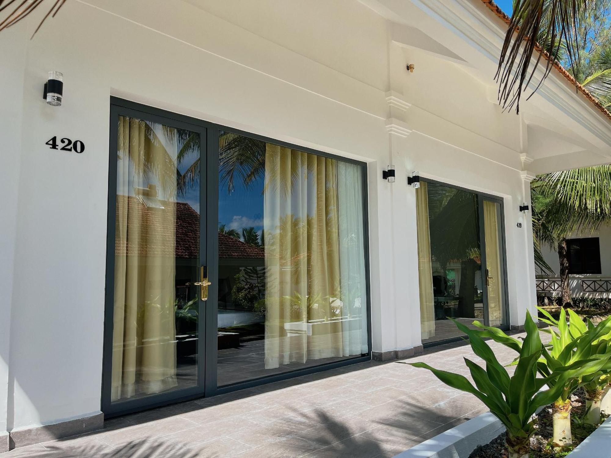 Hawaii Resort Дуонг-Донг Экстерьер фото