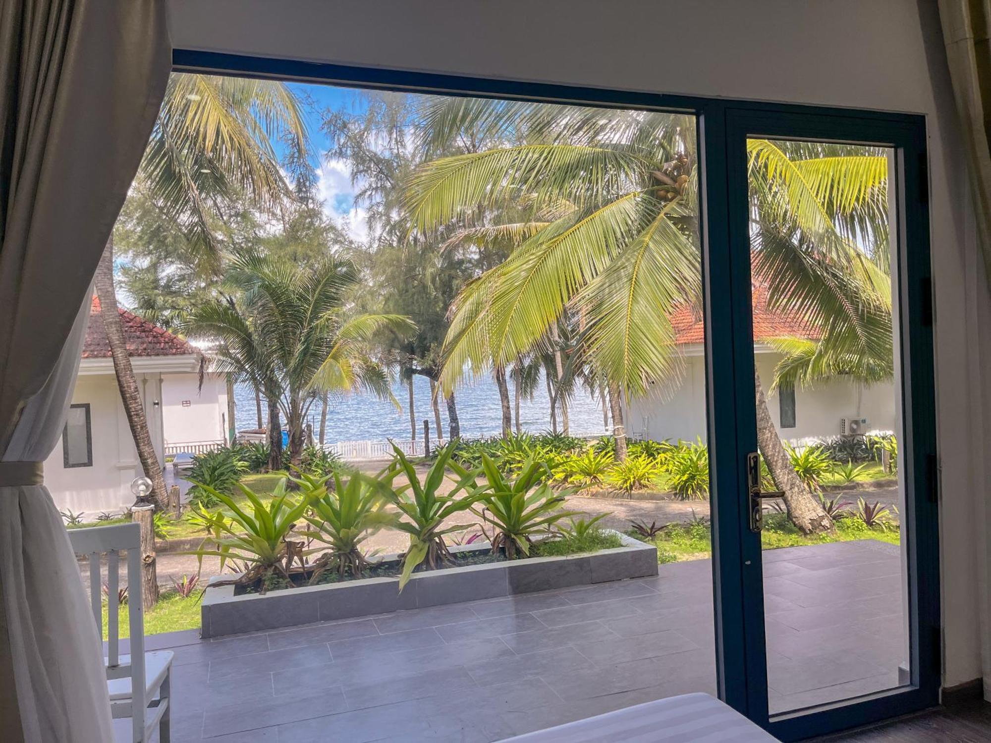 Hawaii Resort Дуонг-Донг Экстерьер фото