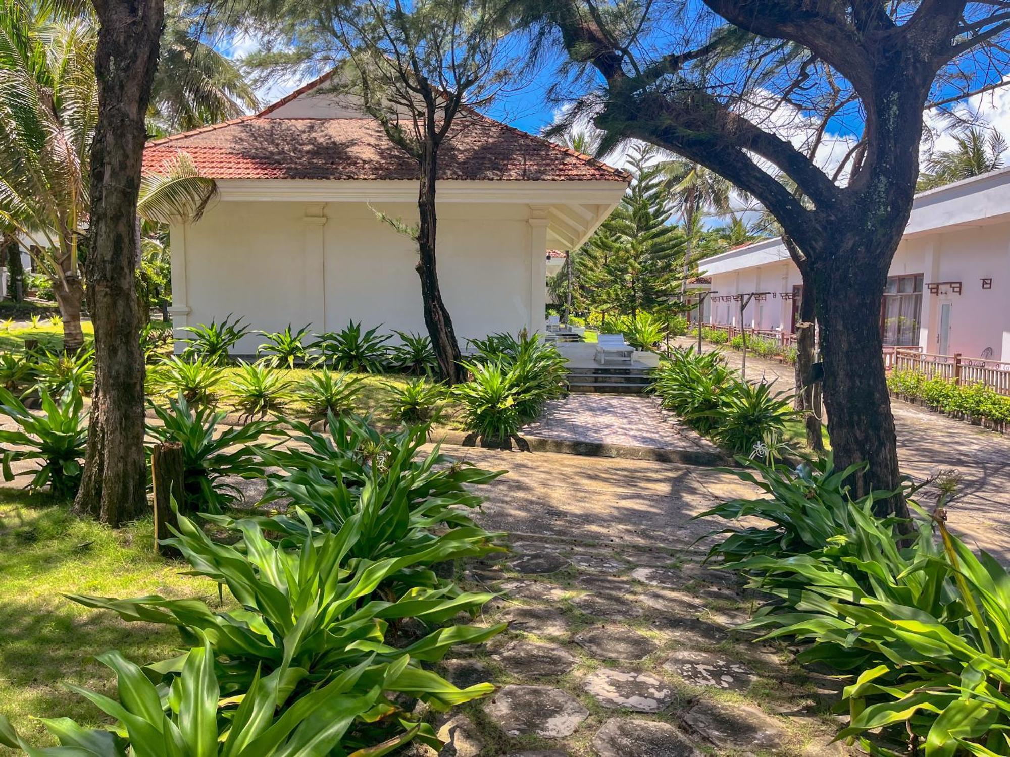 Hawaii Resort Дуонг-Донг Экстерьер фото