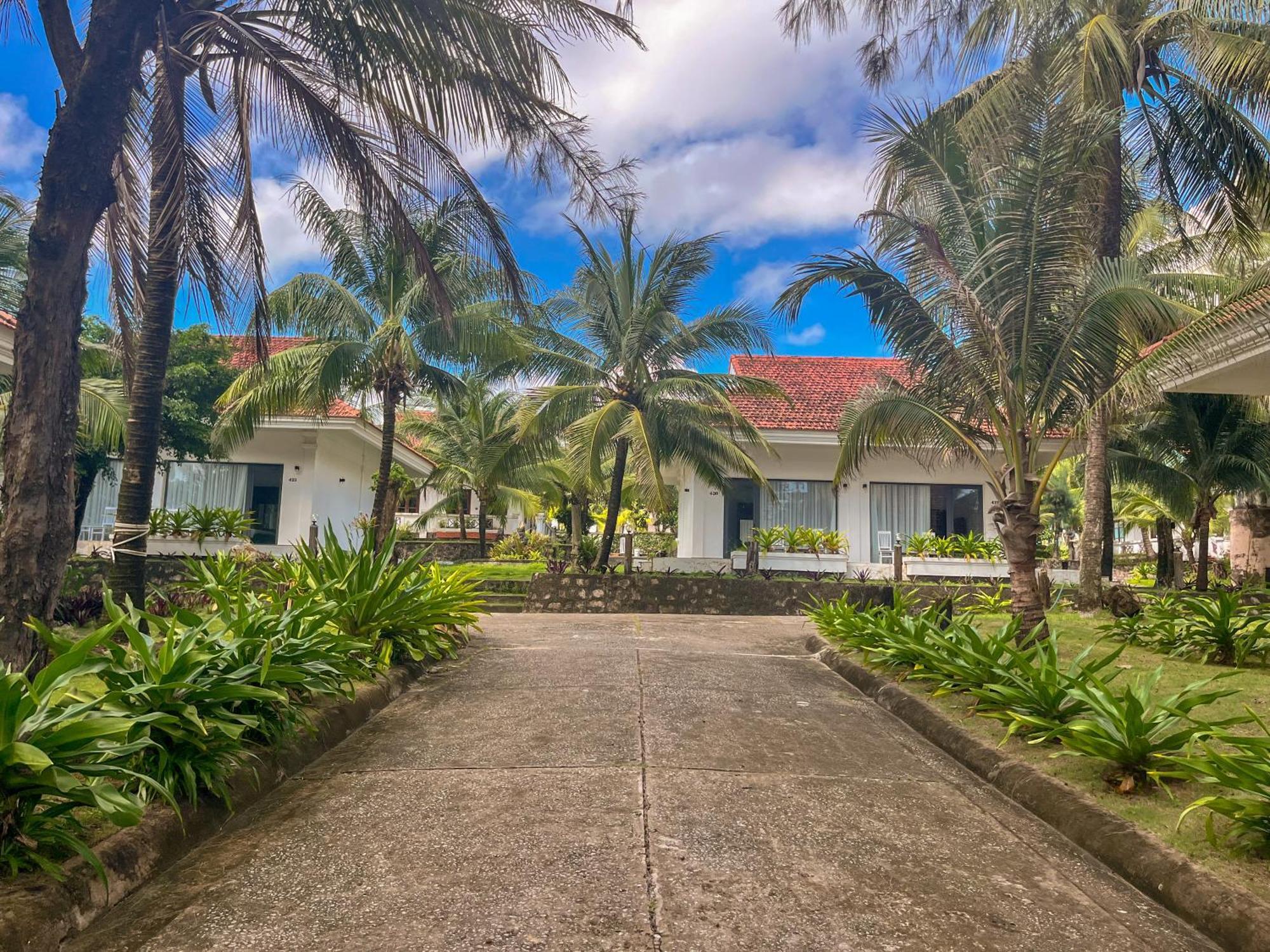 Hawaii Resort Дуонг-Донг Экстерьер фото